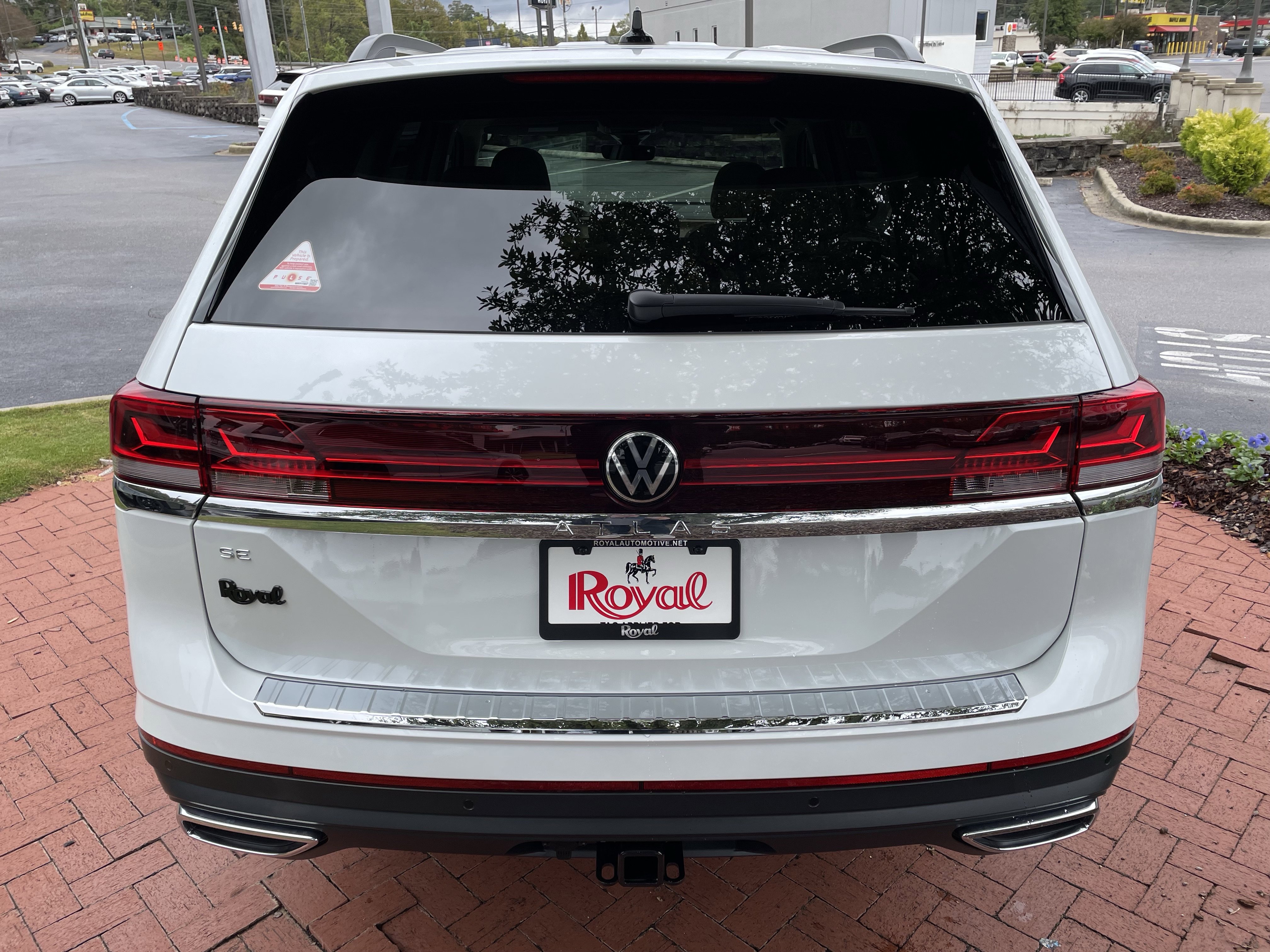 New 2026 Volkswagen Atlas SE image 5