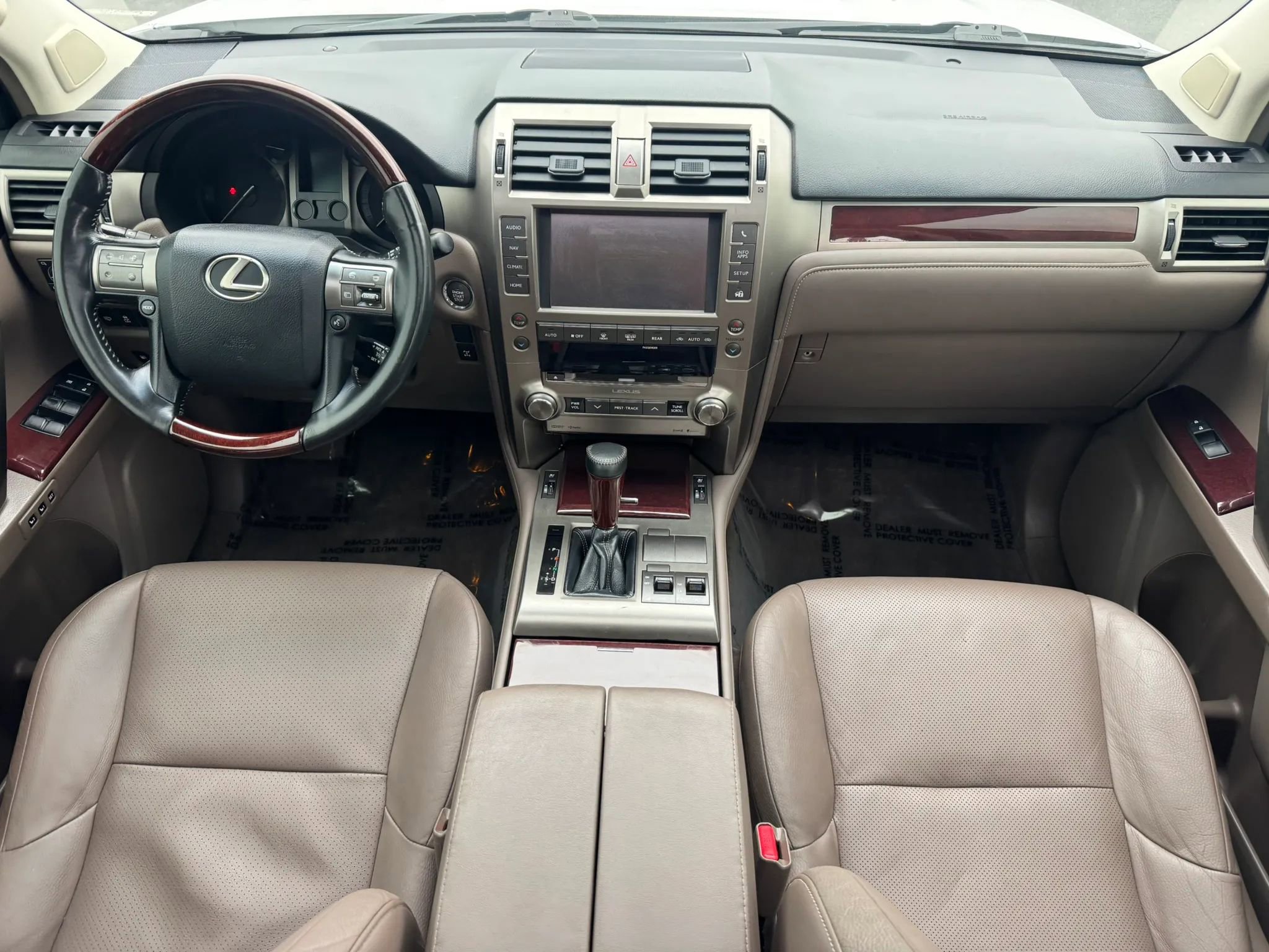 Used 2014 Lexus GX 460 w/ Premium Package AWD/4WD image 22
