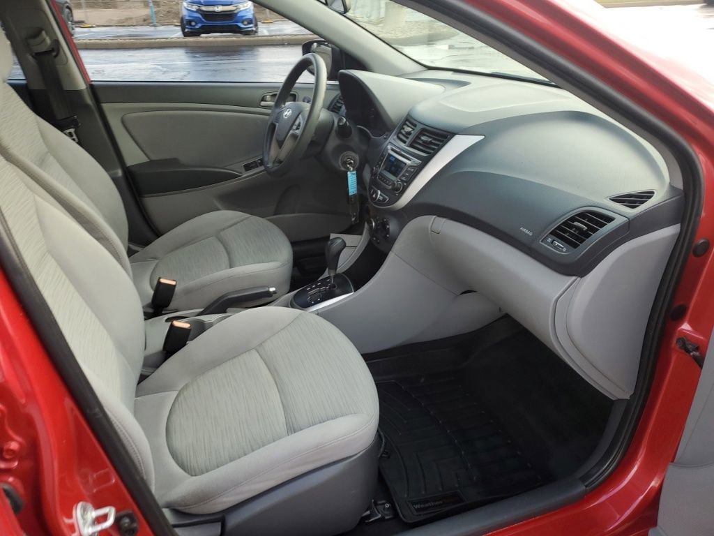 Used 2016 Hyundai Accent SE image 29