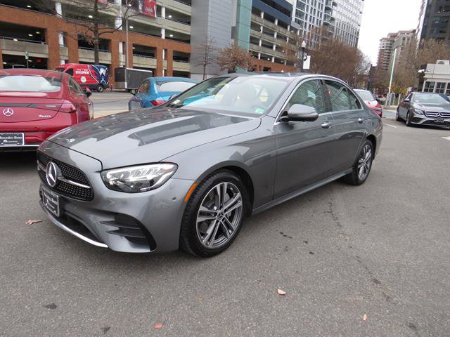 Used 2022 Mercedes-Benz E 350 4MATIC Sedan image 1