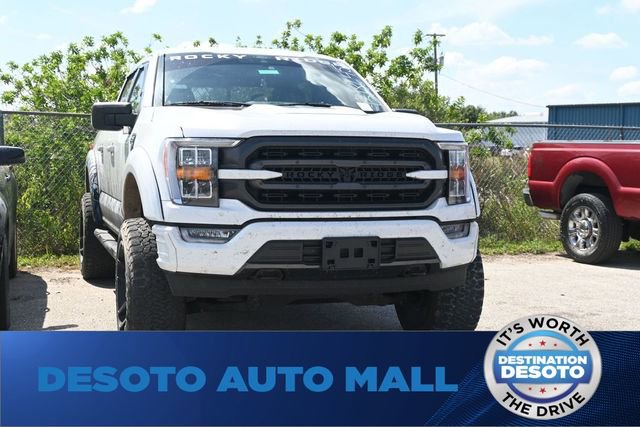 Used 2021 Ford F150 XLT w/ Equipment Group 302A High AWD/4WD image 3