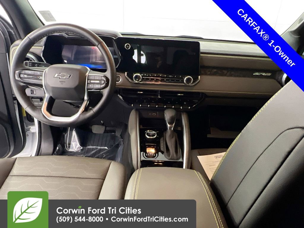 Used 2025 Chevrolet Colorado ZR2 w/ Technology Package AWD/4WD image 7