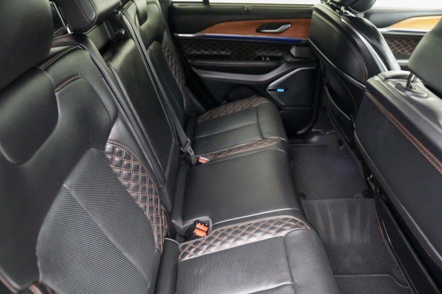 Used 2023 Jeep Grand Cherokee Summit image 21