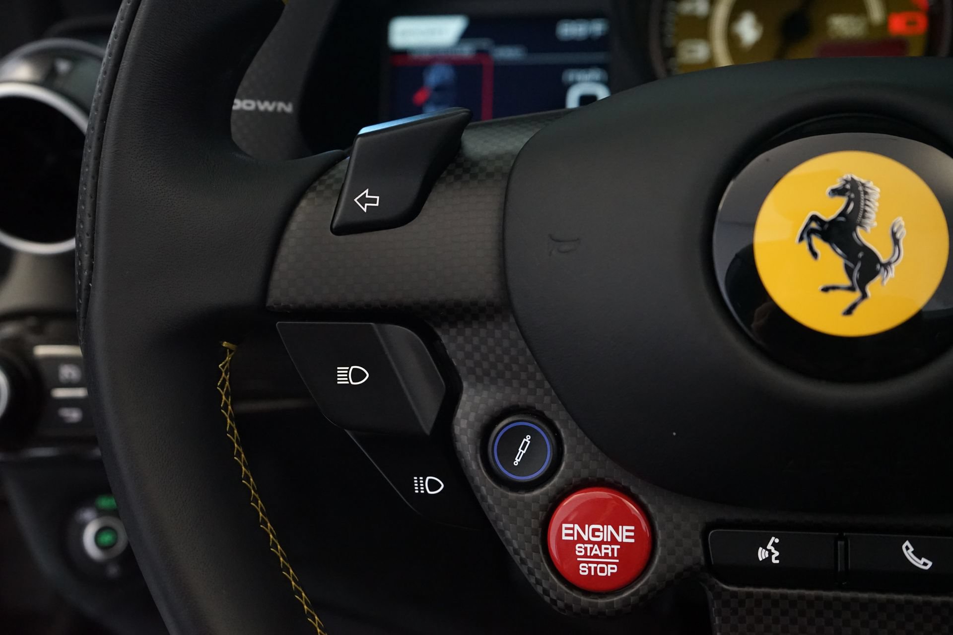 Used 2022 Ferrari 812 GTS RWD image 31