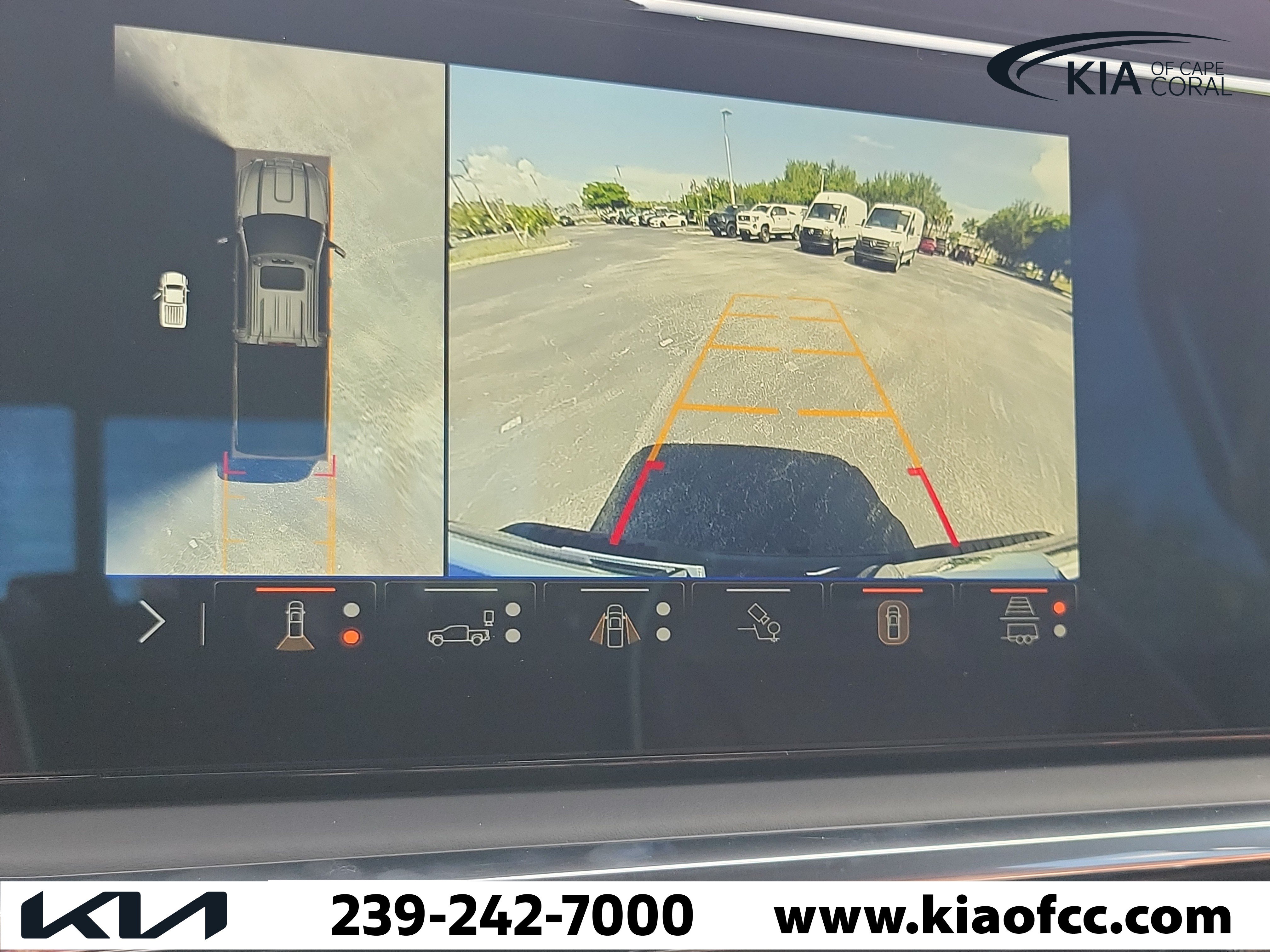 Used 2024 GMC Sierra 3500 Denali Ultimate AWD/4WD image 29
