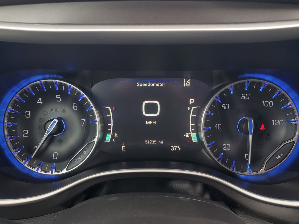 Used 2024 Chrysler Pacifica Touring-L image 20