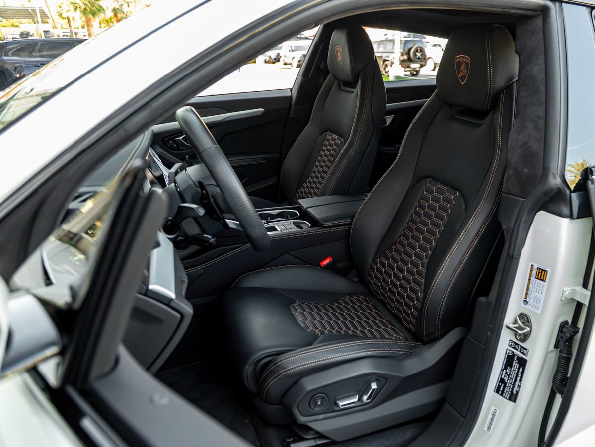 Used 2024 Lamborghini Urus S image 12