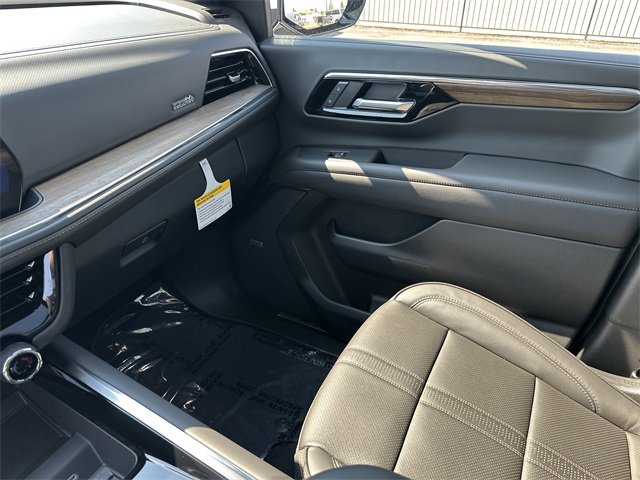 New 2025 Chevrolet Tahoe High Country image 24