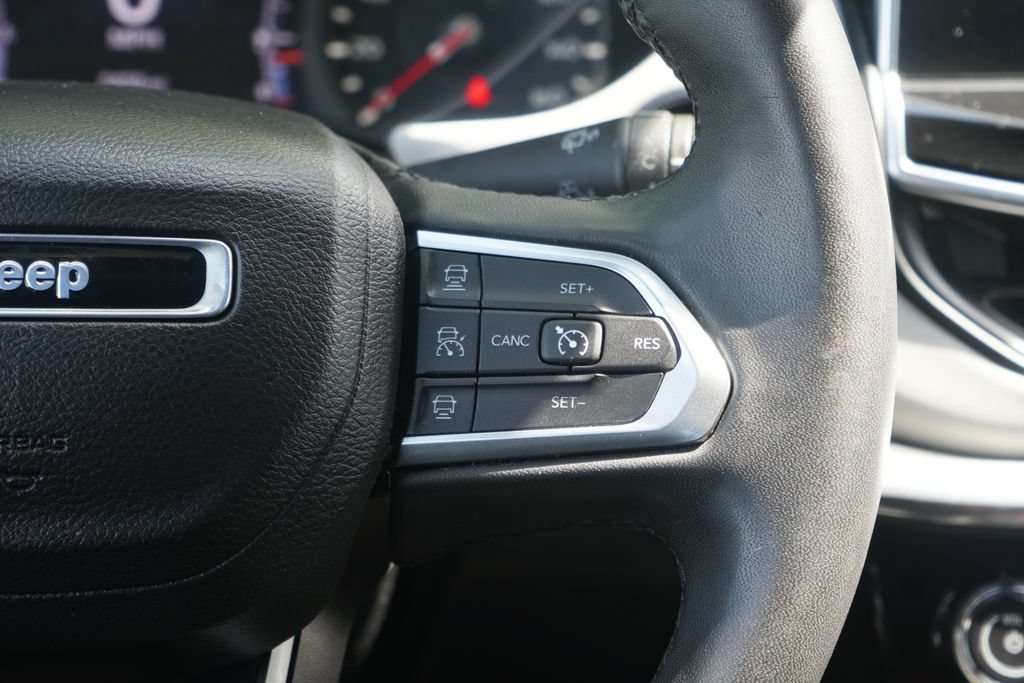 Used 2023 Jeep Compass Limited AWD/4WD image 15