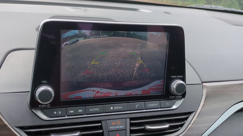 Used 2024 Nissan Altima 2.5 SV FWD image 23