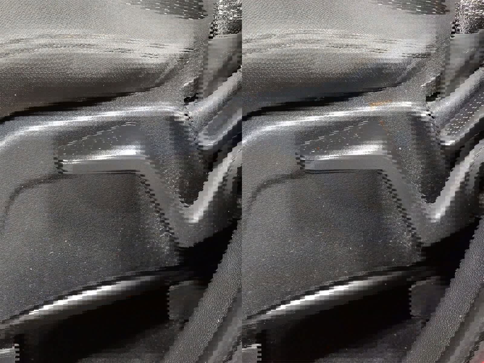 Certified 2018 Dodge Journey SE image 17