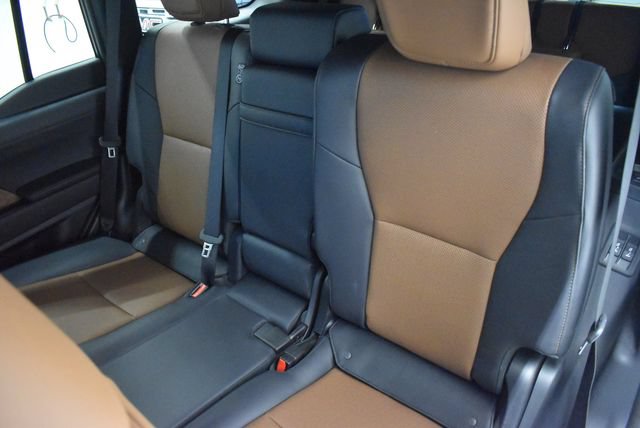 Used 2024 Lexus GX 550 w/ Cold Area Package AWD/4WD image 7