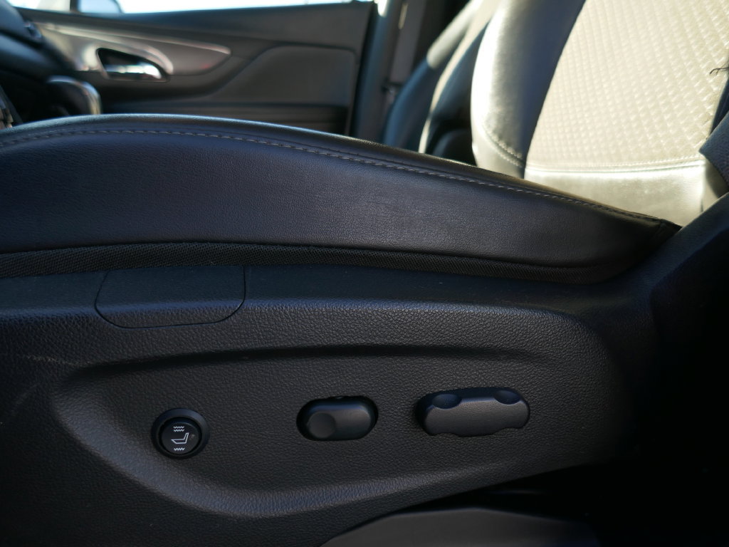 Certified 2019 Buick Encore Preferred FWD image 24