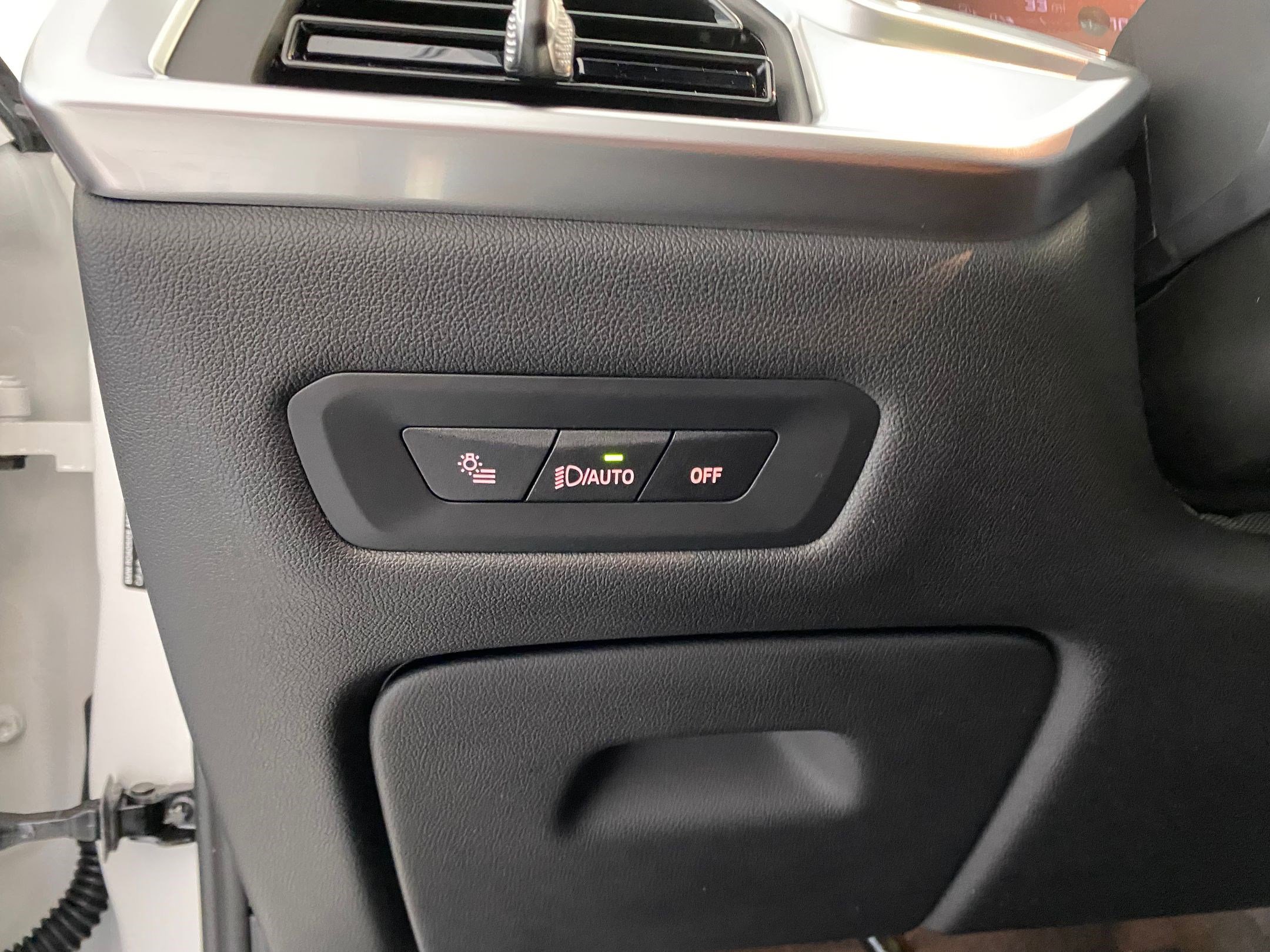 New 2026 BMW X5 M60i image 18