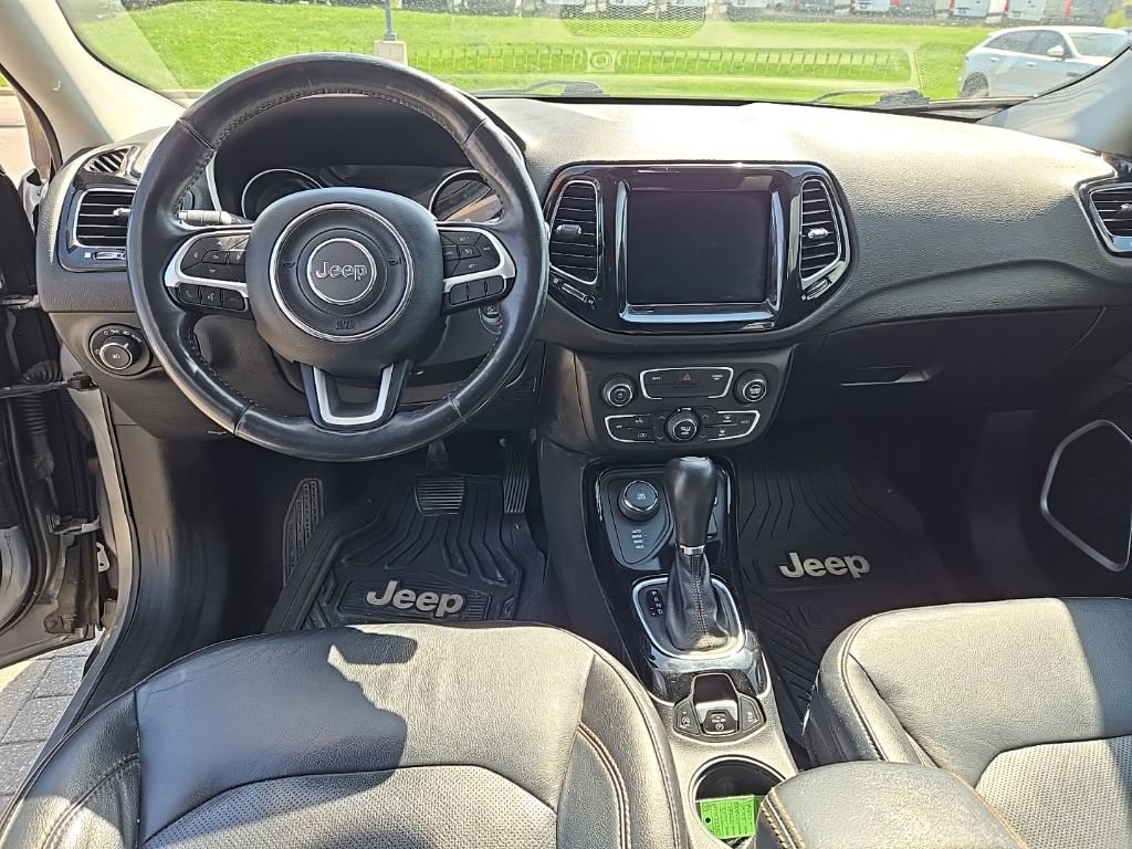Used 2018 Jeep Compass Limited w/ Navigation Group image 14