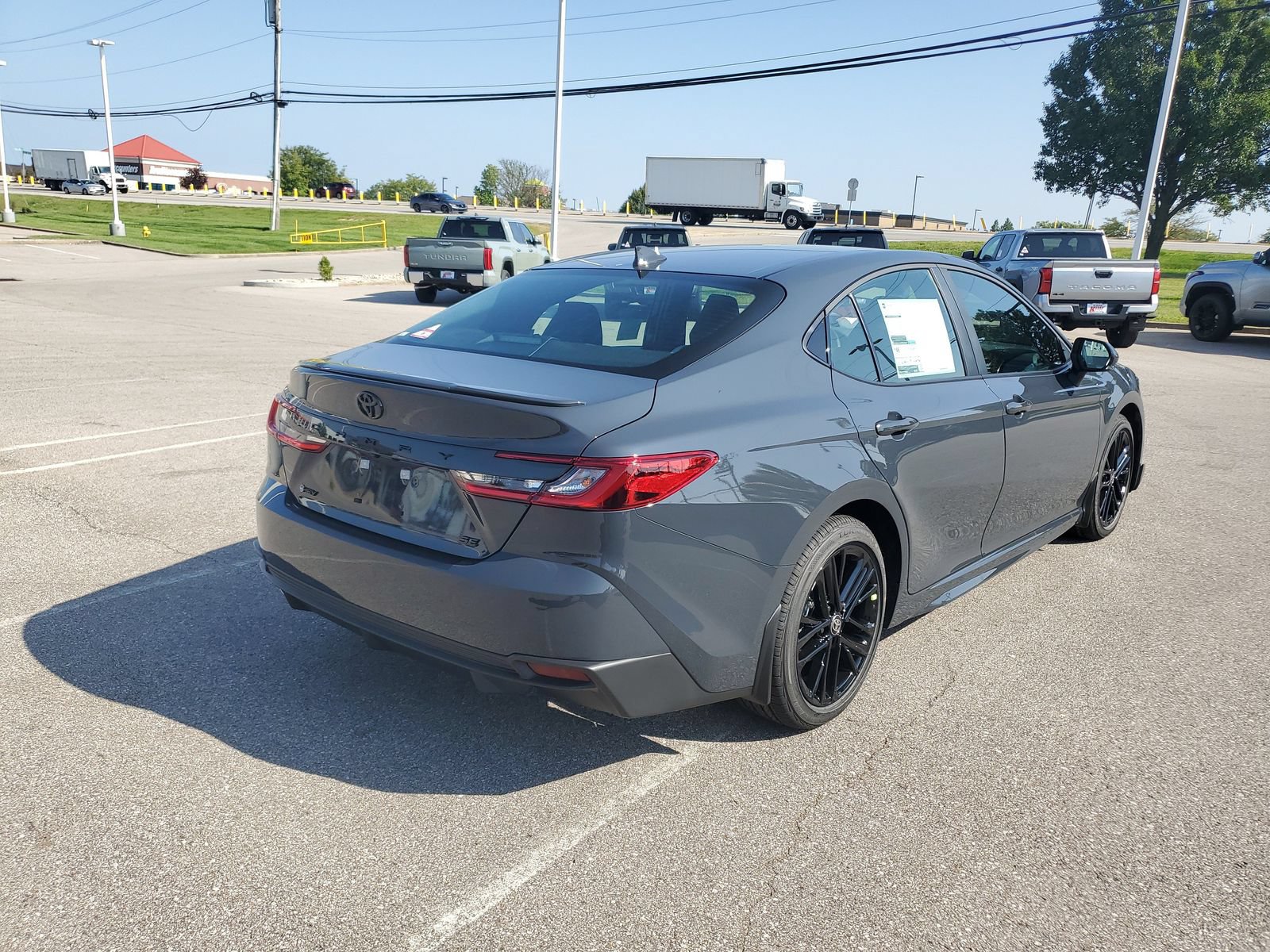 New 2026 Toyota Camry SE w/ Convenience Package FWD image 4