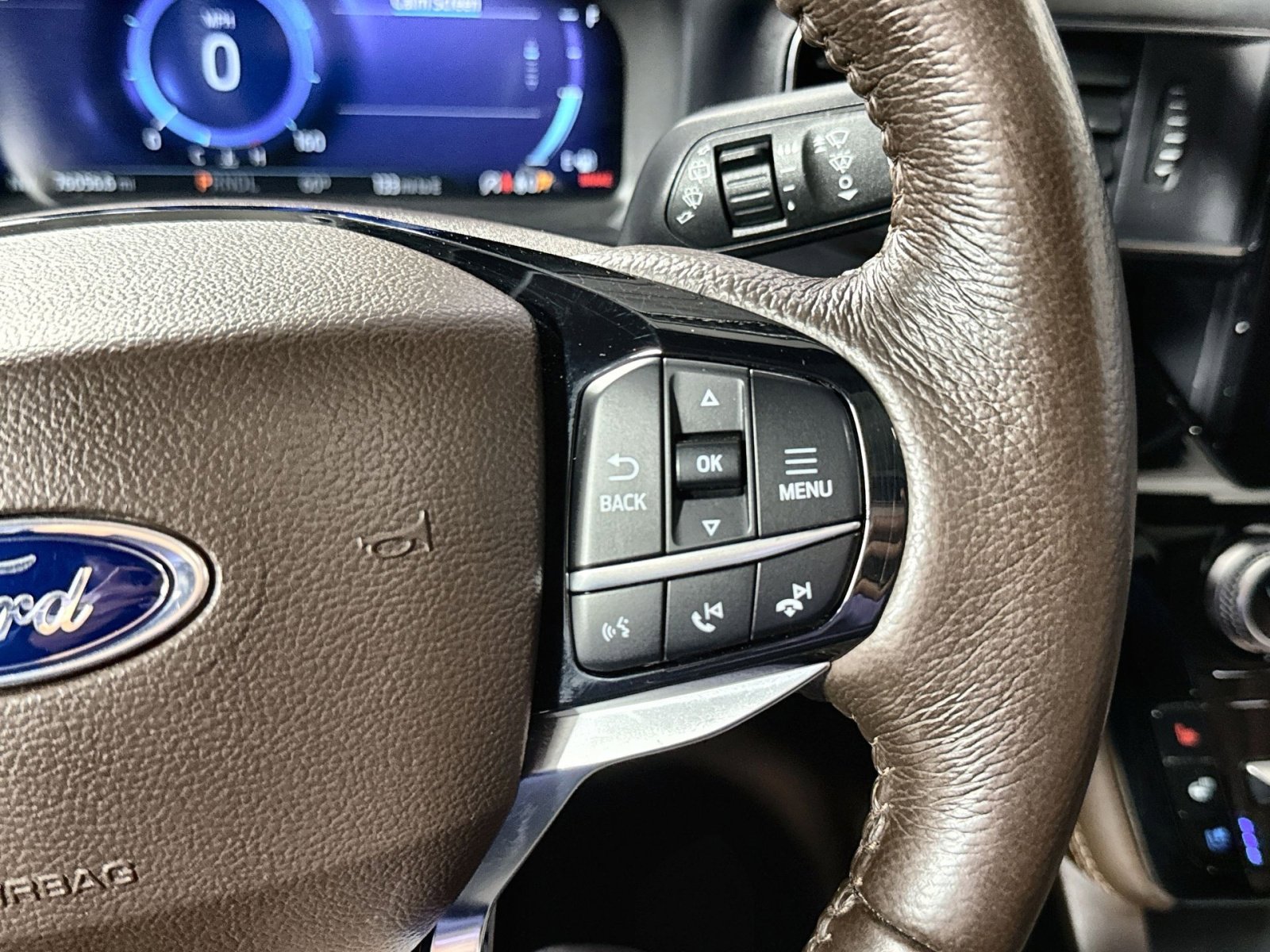 Used 2022 Ford Explorer King Ranch w/ Premium Technology Package AWD/4WD image 19