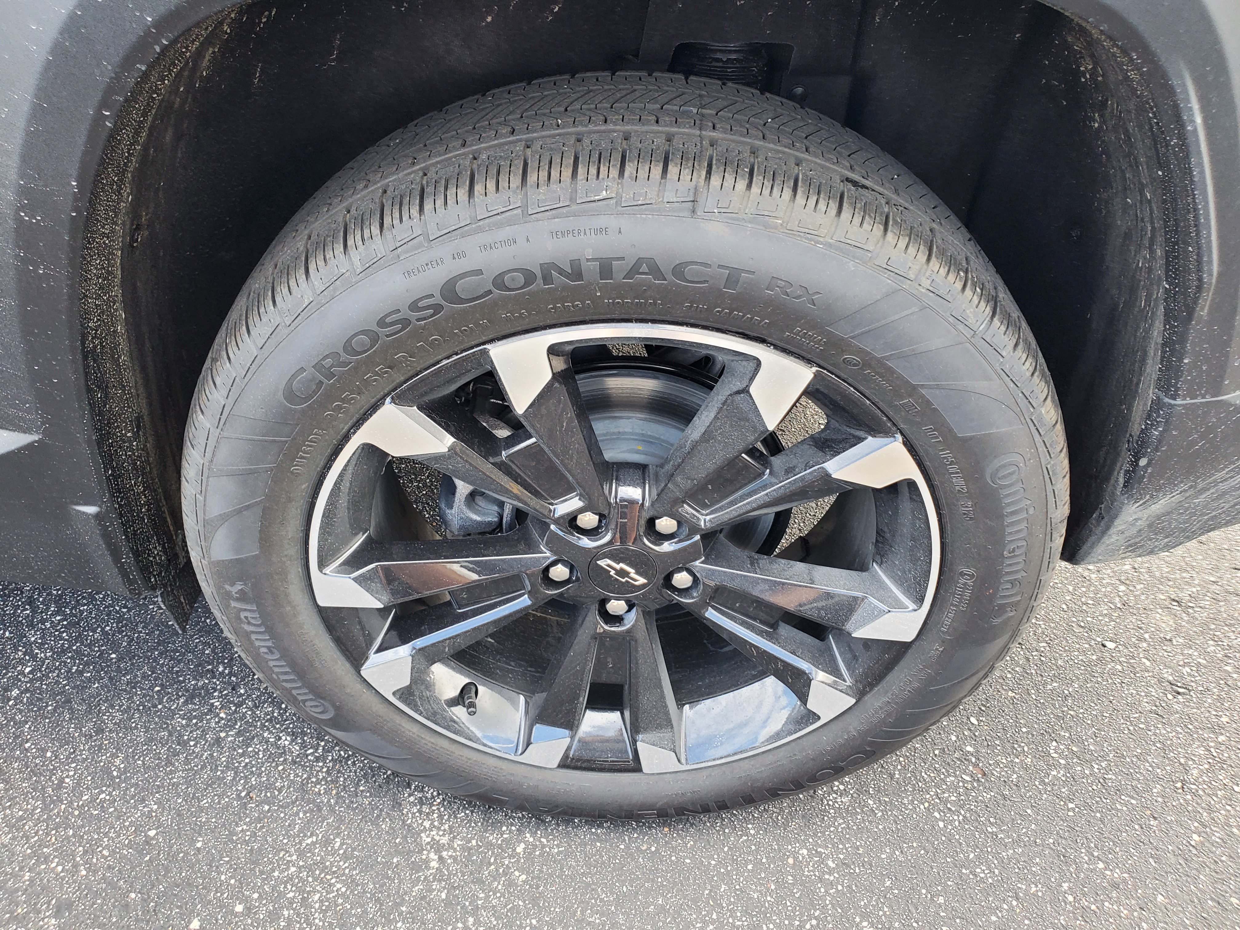 New 2026 Chevrolet Equinox RS w/ LPO, Floor Liner Package FWD image 26