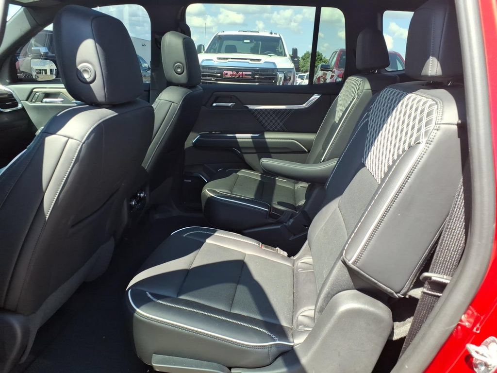 Used 2024 GMC Acadia Denali FWD image 10