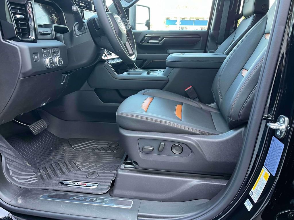New 2026 GMC Sierra 2500 AT4 w/ Max Trailering Package image 22