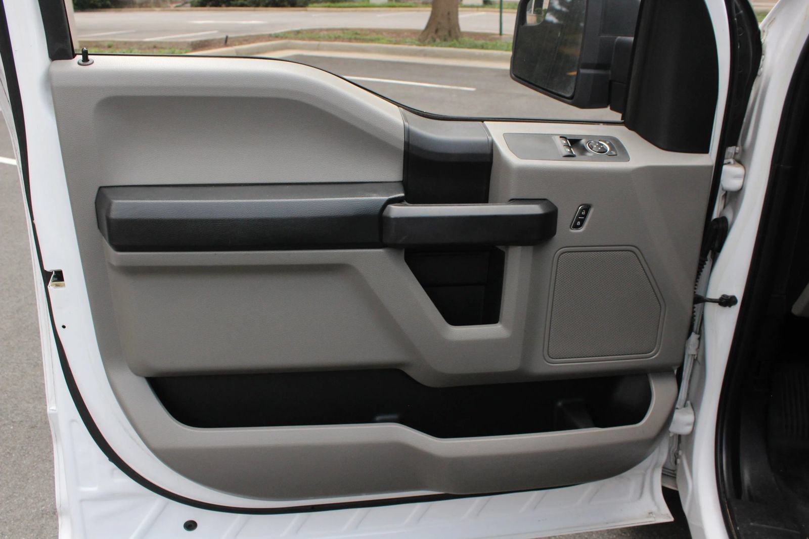Used 2015 Ford F150 XL w/ XL Power Equipment Group AWD/4WD image 15