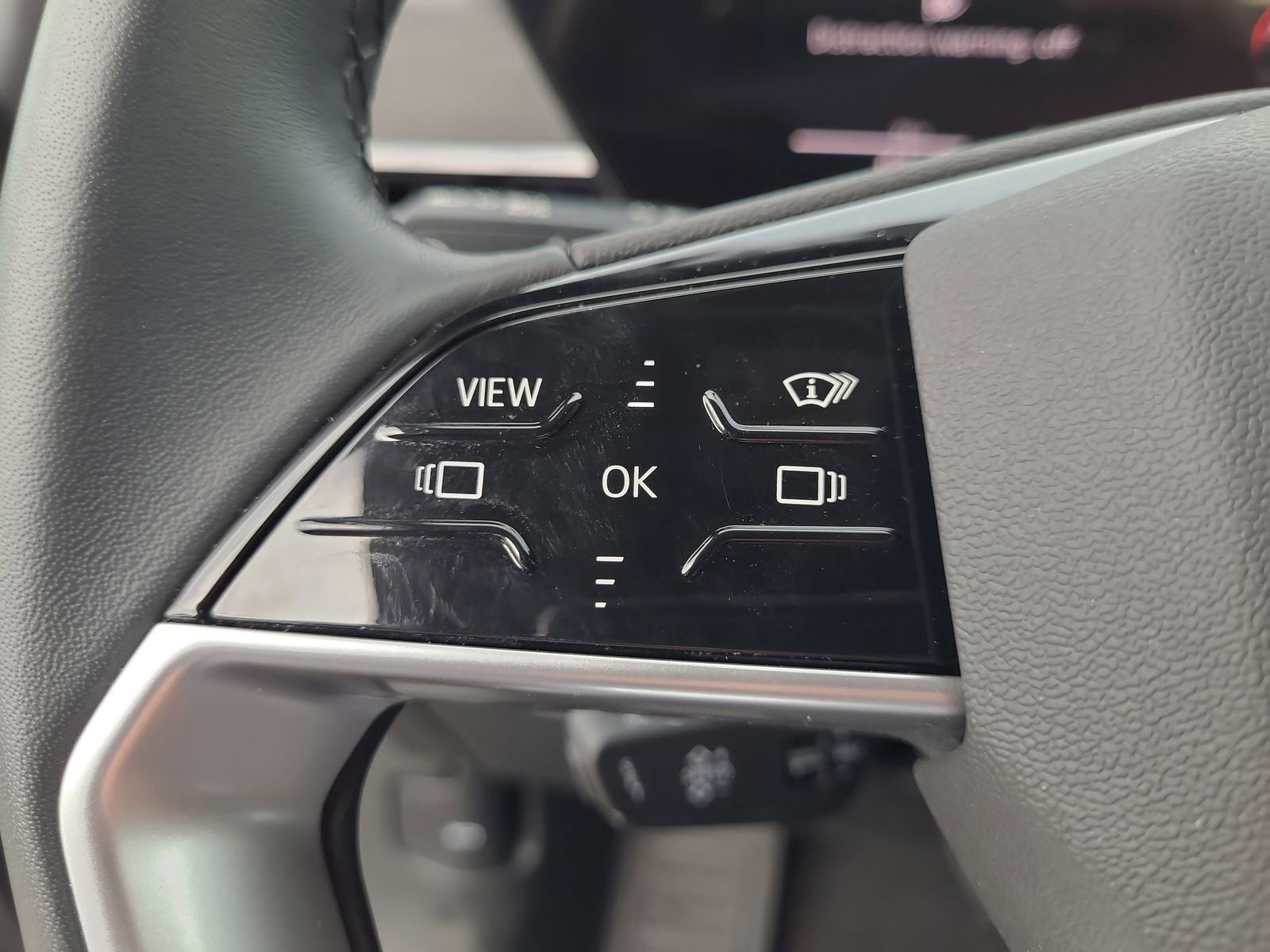 Used 2025 Audi Q6 e-tron Premium Plus w/ Premium Plus image 23