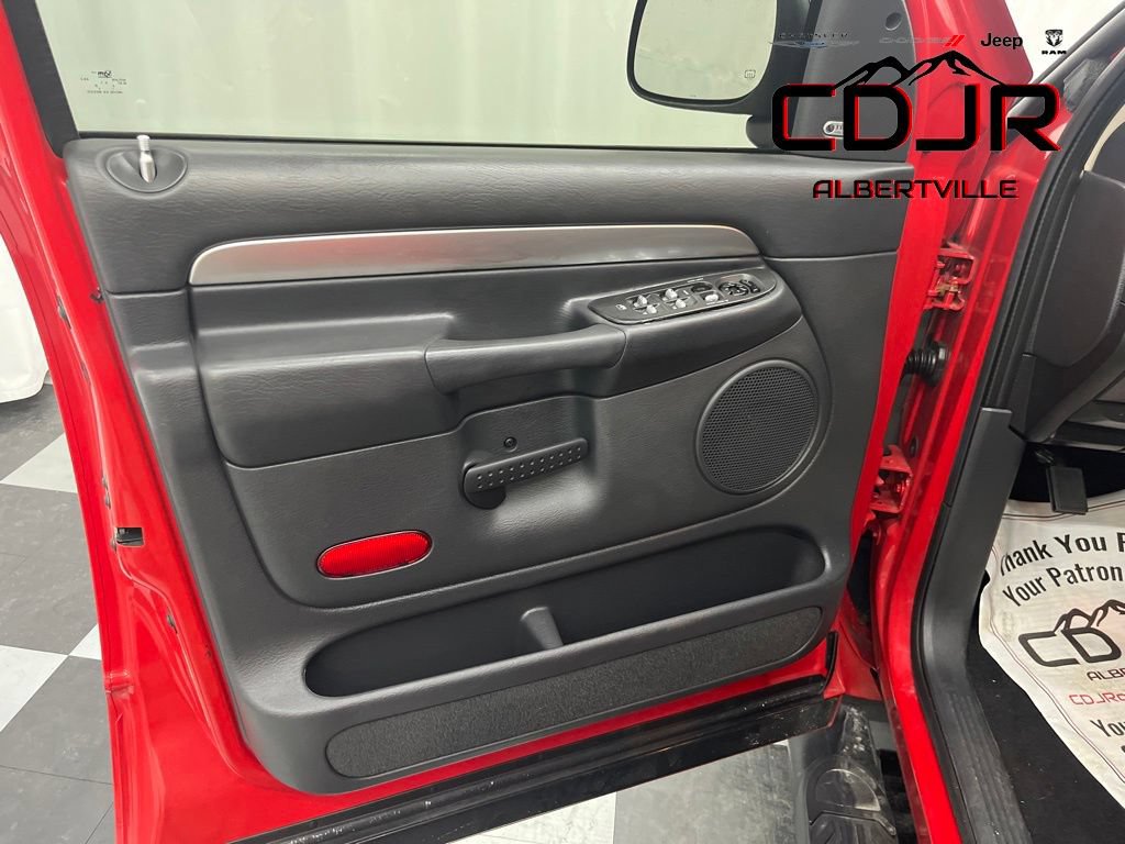 Used 2005 Dodge Ram 1500 Truck 2WD Quad Cab image 14