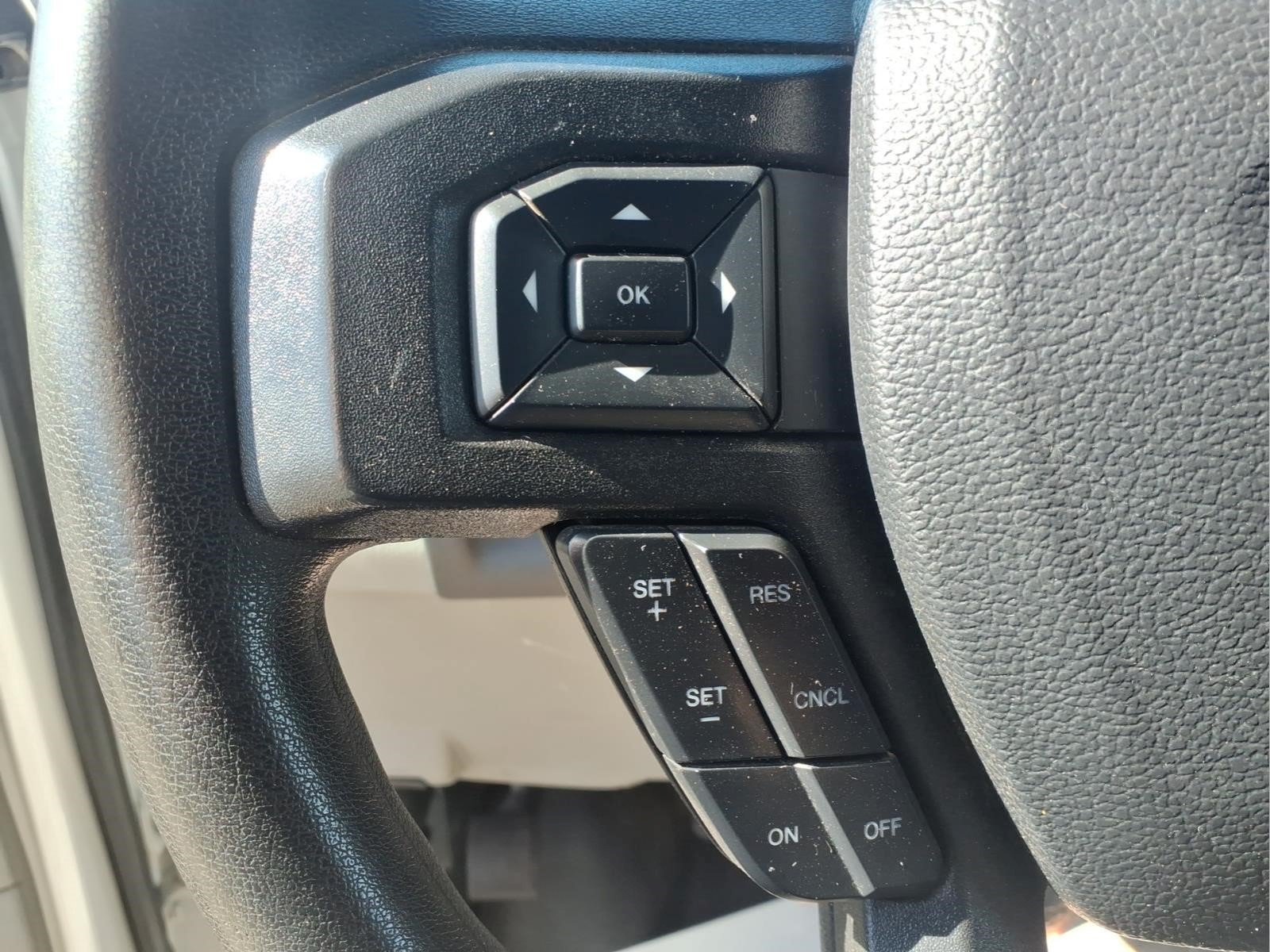 Used 2022 Ford E-350 and Econoline 350 Super Duty w/ Power Windows & Locks Group RWD image 19