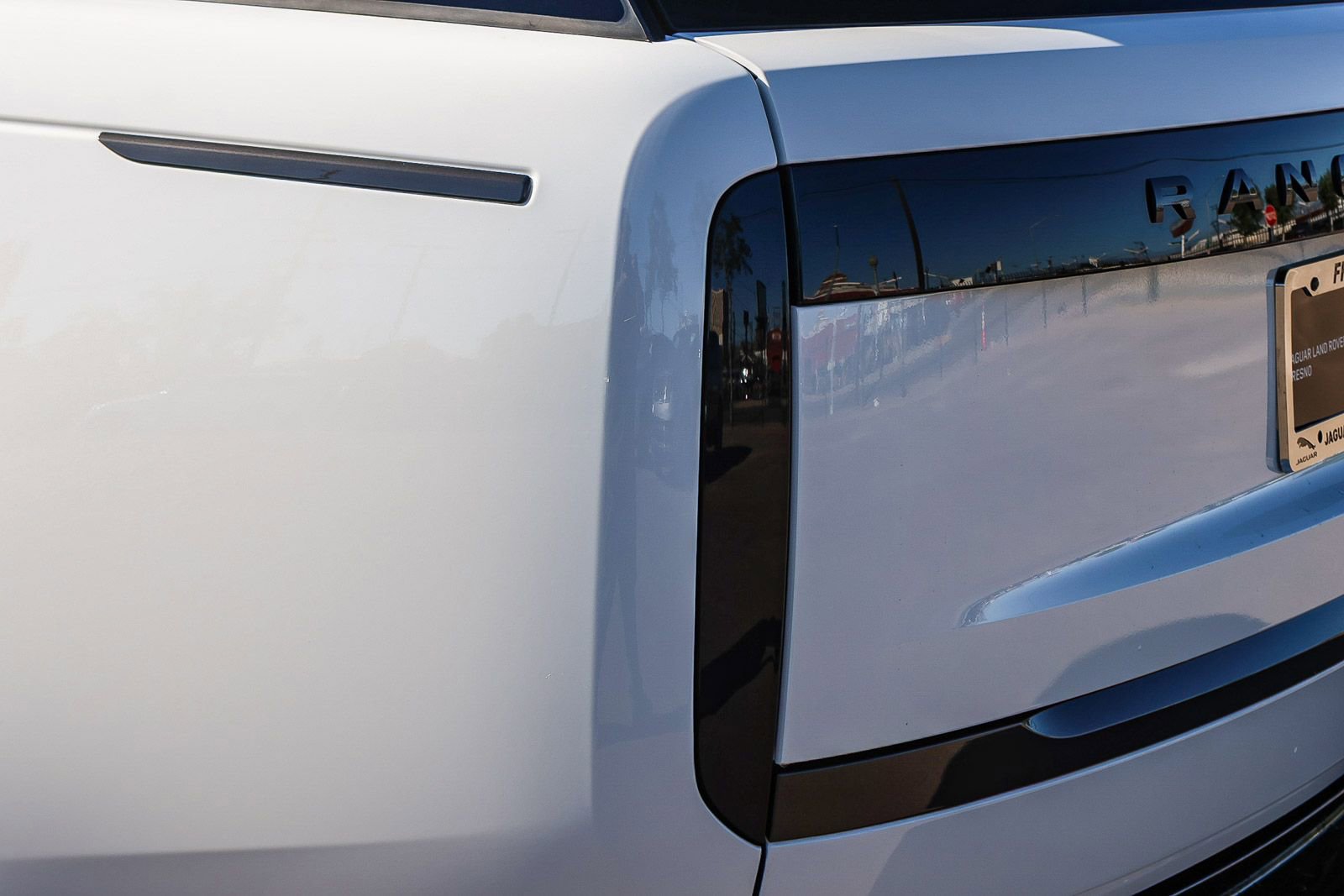 New 2026 Land Rover Range Rover SE image 11