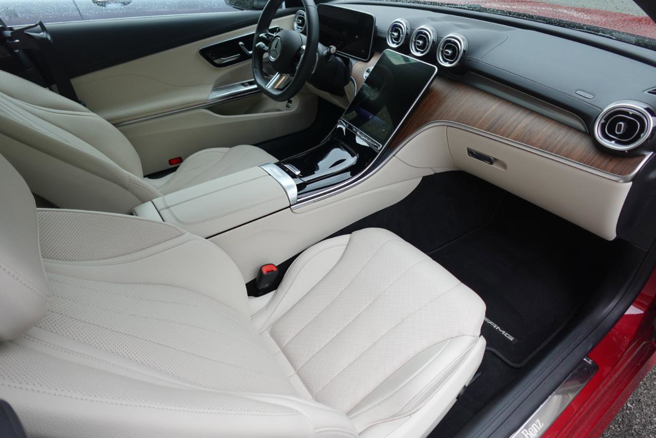 Used 2024 Mercedes-Benz CLE 450 4MATIC Coupe image 8