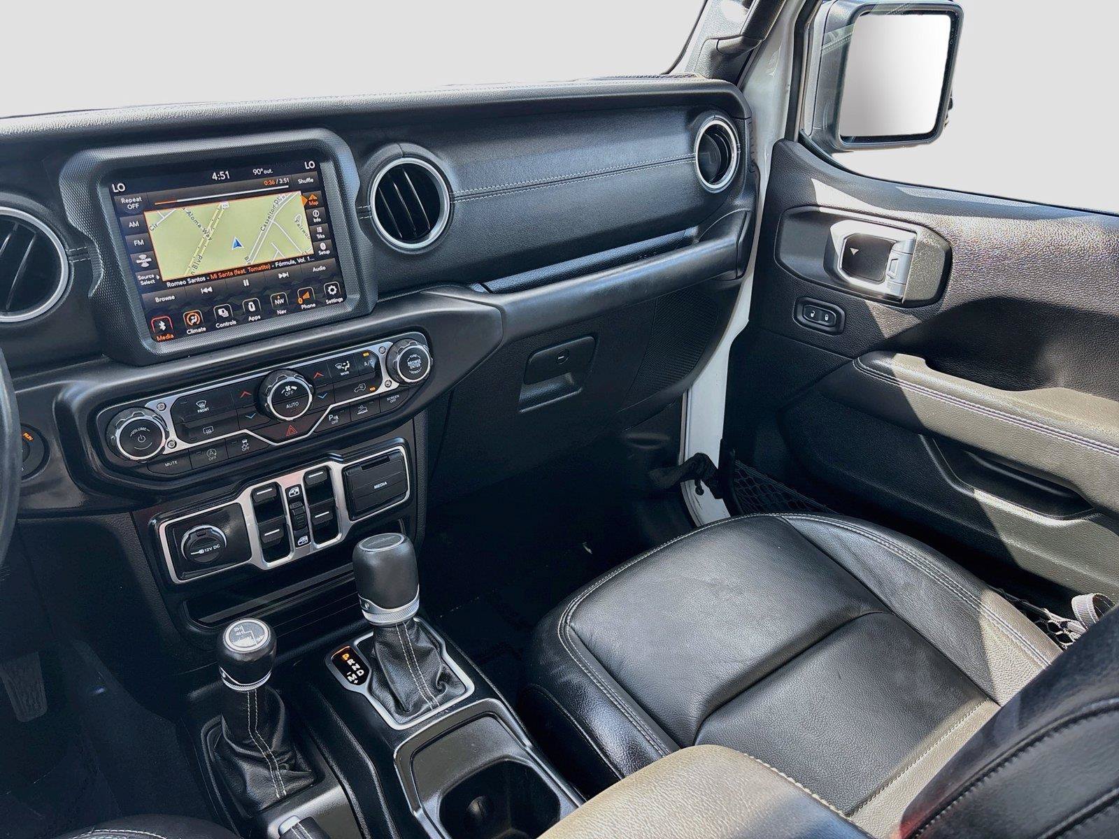Used 2020 Jeep Gladiator Overland AWD/4WD image 22