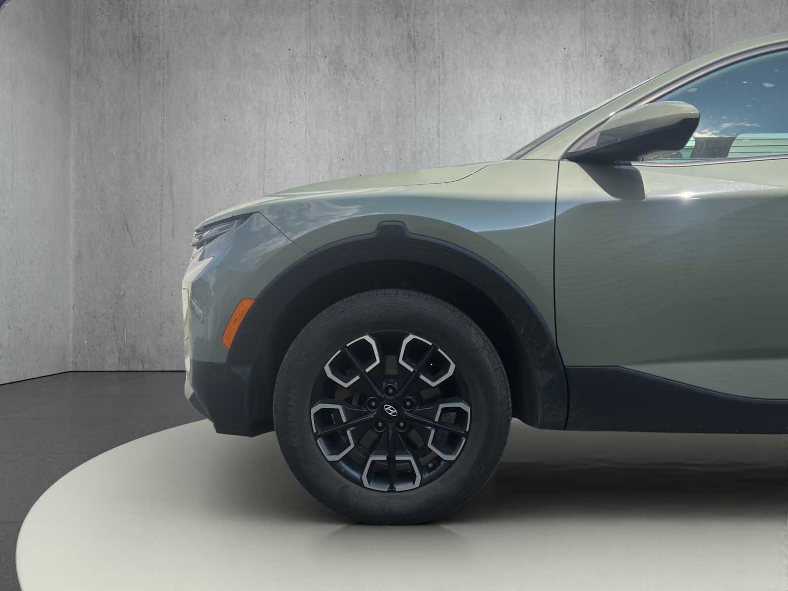 Used 2023 Hyundai Santa Cruz SE image 21