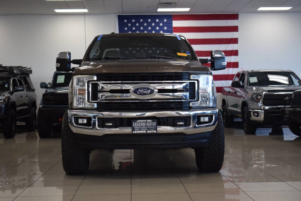 Used 2017 Ford F350 XLT w/ XLT Premium Package image 9