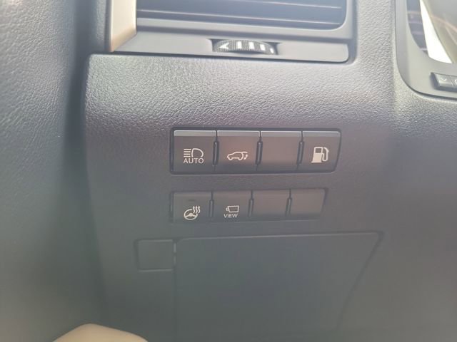 Used 2022 Lexus RX 450h AWD w/ Premium Package image 29