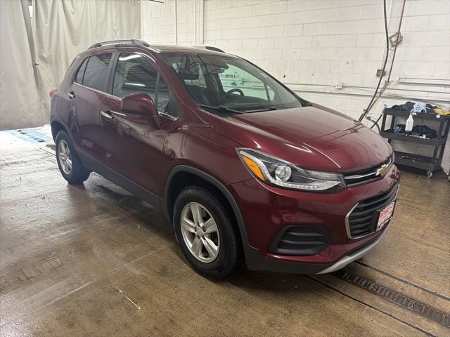 Used 2017 Chevrolet Trax LT w/ LT Convenience Package image 1