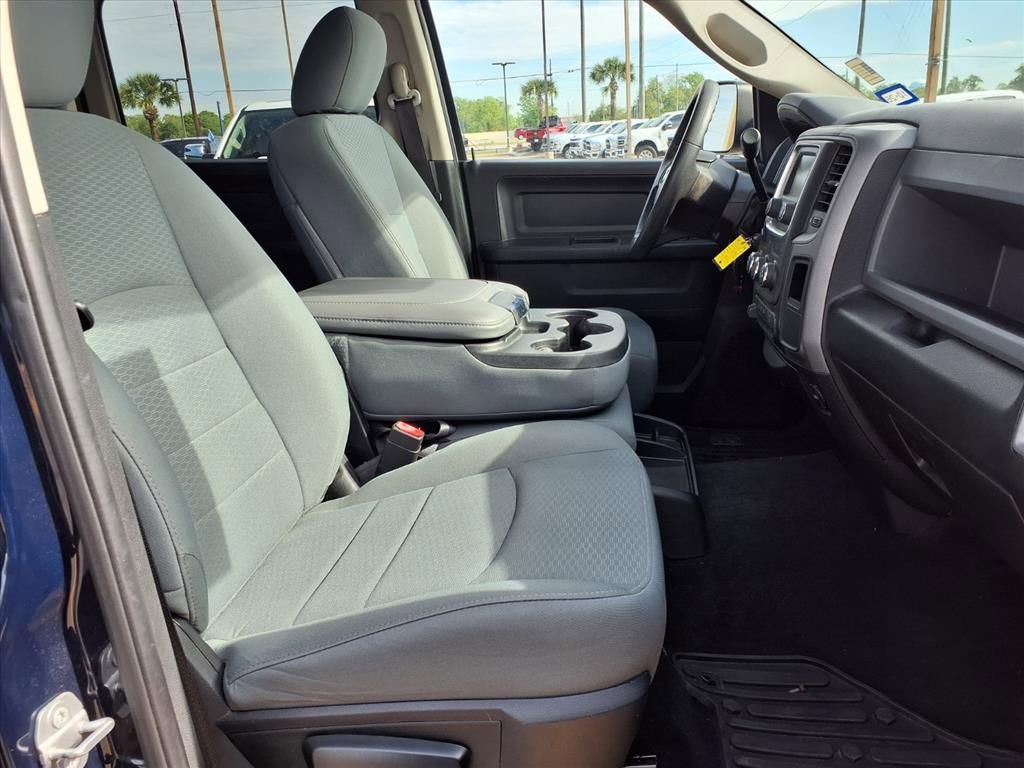 Used 2017 RAM 2500 Tradesman w/ Chrome Appearance Group image 27