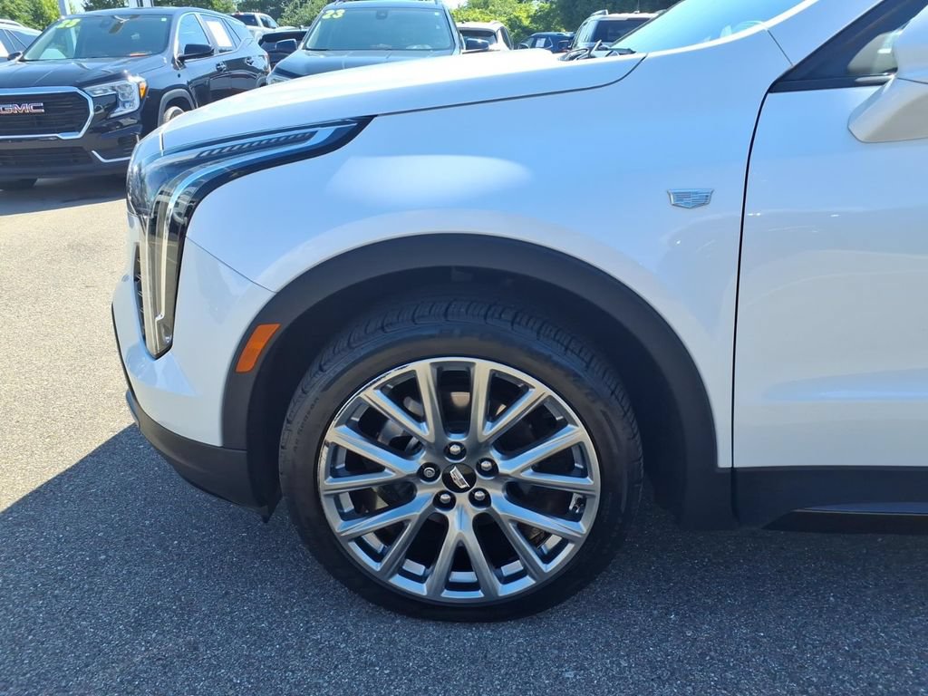Used 2019 Cadillac XT4 Sport w/ Cold Weather Package AWD/4WD image 24