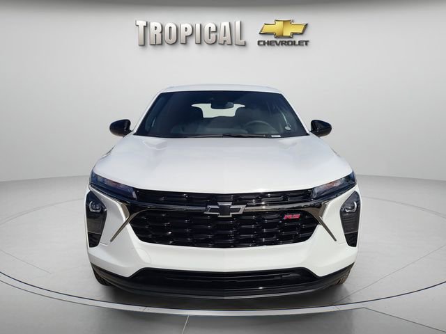 New 2026 Chevrolet Trax RS FWD image 2