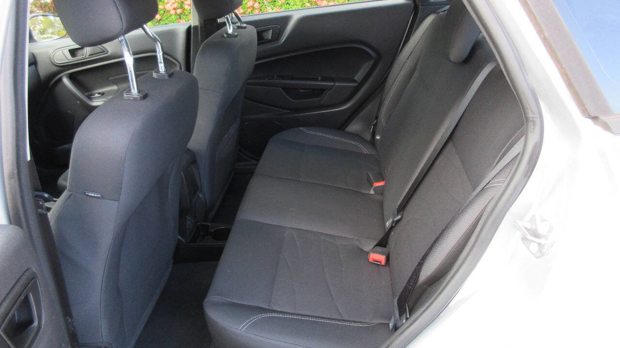 Used 2019 Ford Fiesta SE image 13