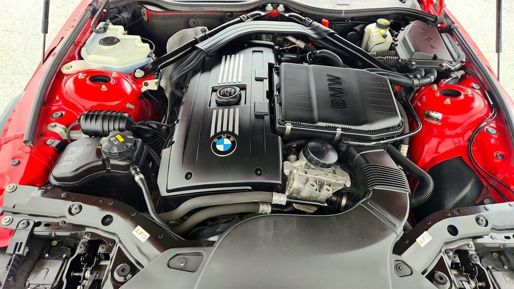 Used 2016 BMW Z4 sDrive35is RWD image 26