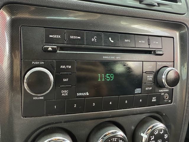 Used 2011 Dodge Challenger image 21