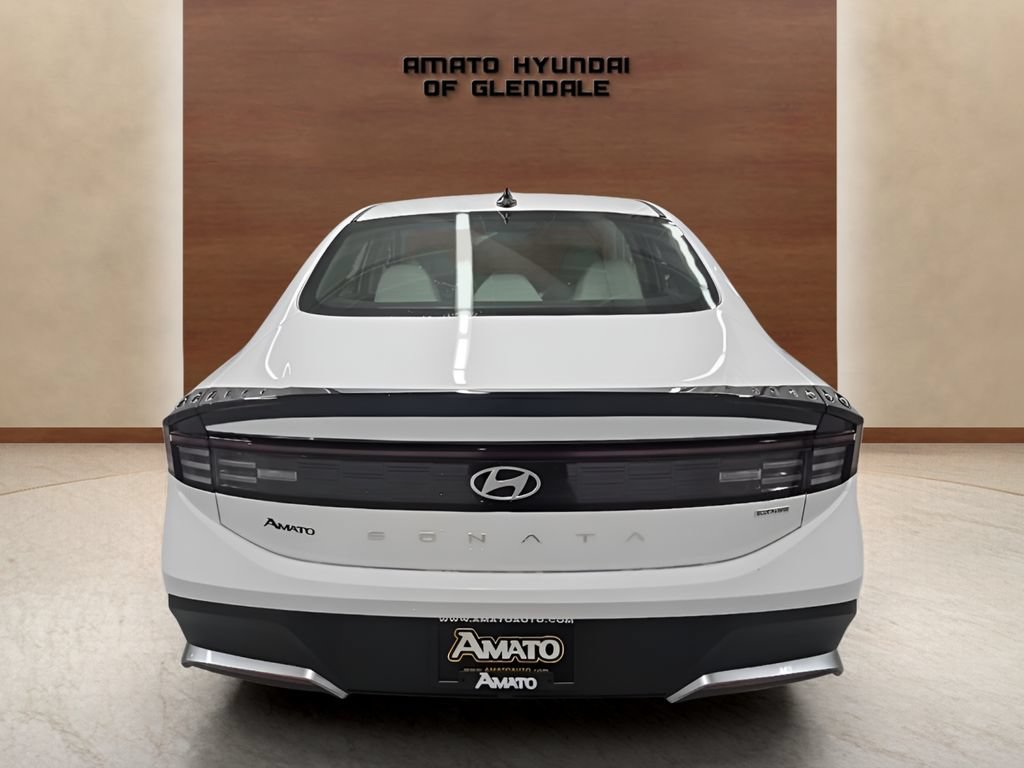 New 2026 Hyundai Sonata Blue FWD image 5