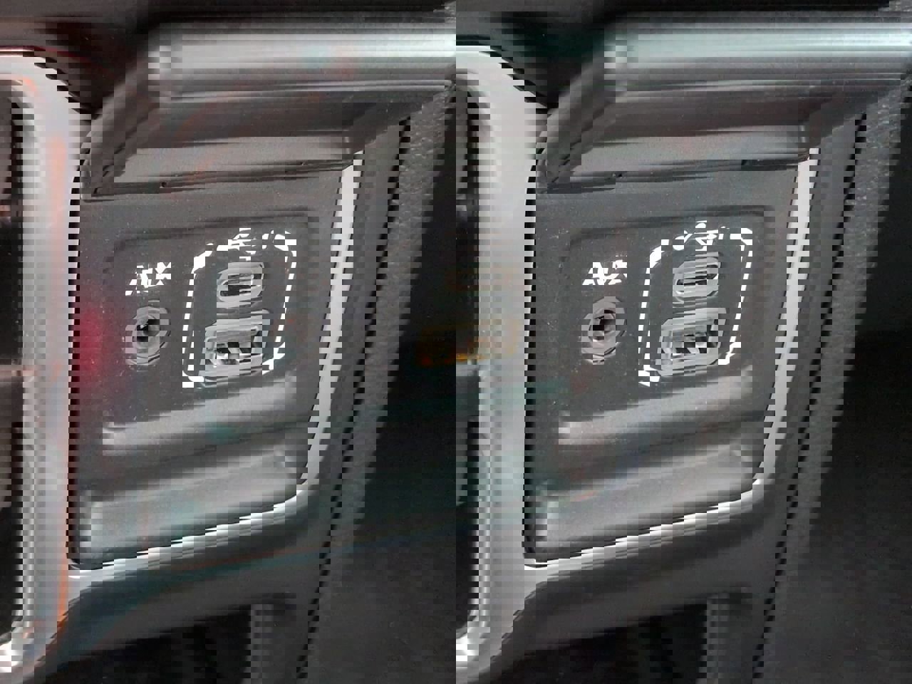 Certified 2025 Jeep Wrangler Sport image 20