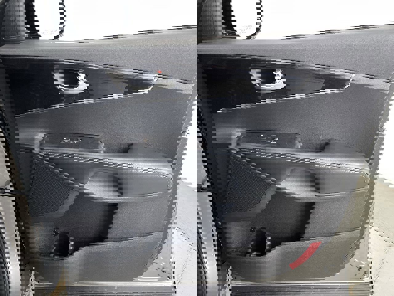 Used 2018 Kia Sorento L image 22