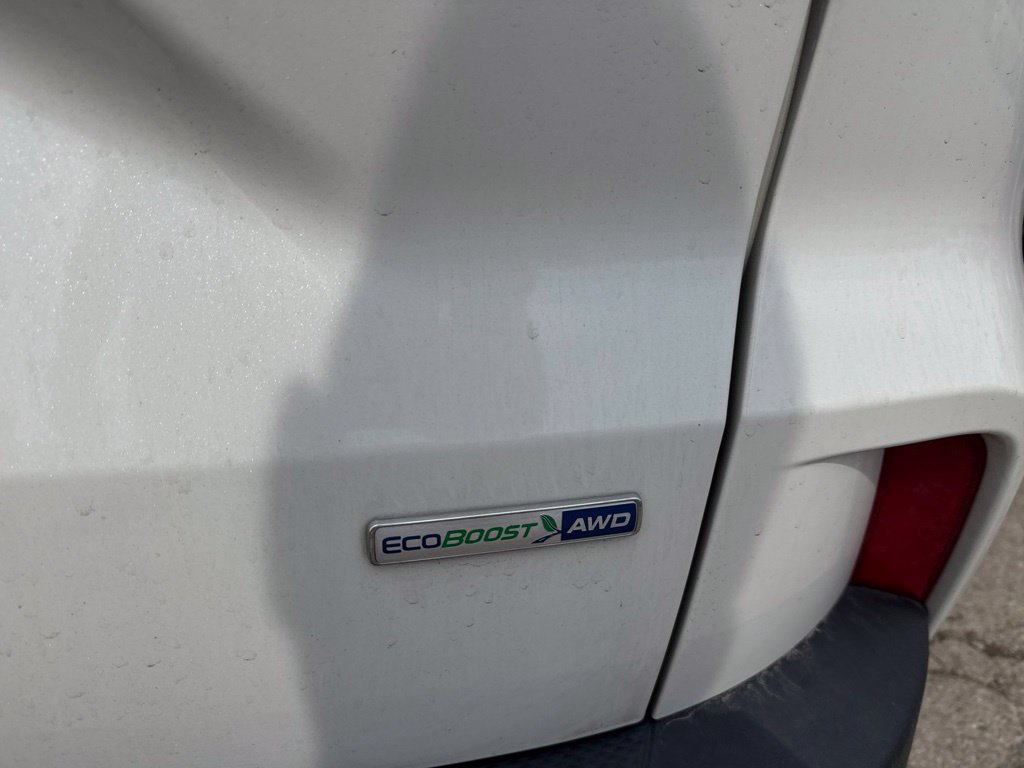 Used 2020 Ford Escape Titanium AWD/4WD image 6