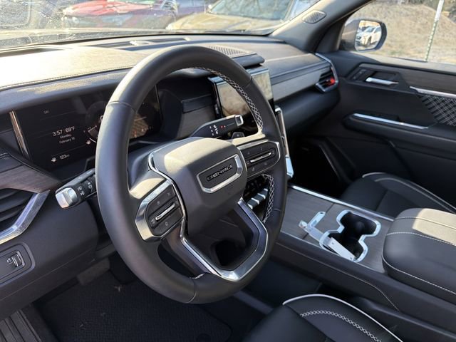 Used 2025 GMC Acadia Denali image 10