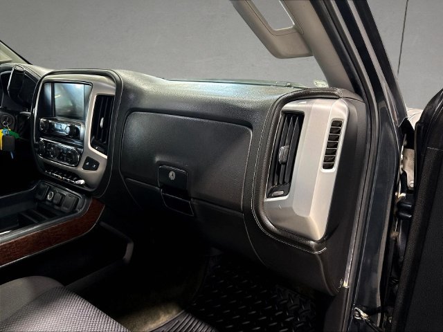 Used 2018 GMC Sierra 3500 SLE w/ SLE Preferred Package AWD/4WD image 29