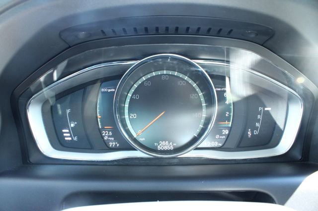Used 2017 Volvo XC60 T6 Inscription w/ Climate Package AWD/4WD image 25