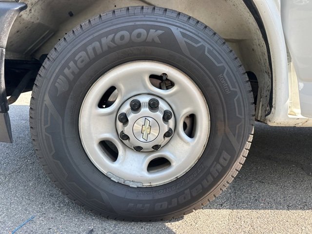 Used 2021 Chevrolet Express 2500 w/ Driver Convenience Package image 15