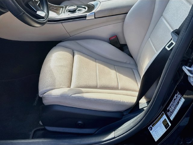 Used 2018 Mercedes-Benz C 300 4MATIC Sedan image 17
